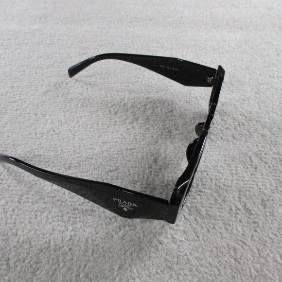 Prada Milano Sunglasses 8251 Black Full Rim Framed Italy Made Designer Luxury - Picture 4 of 7